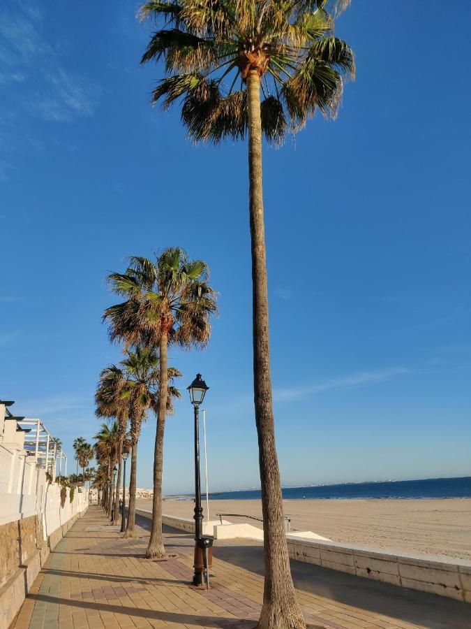 Ático Al Sol en primera línea de playa Rota Exterior foto