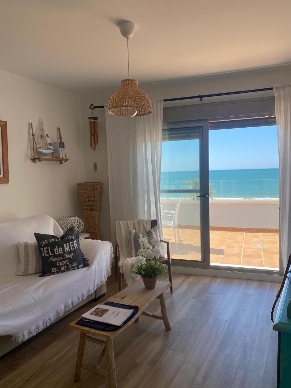 Ático Al Sol en primera línea de playa Rota Exterior foto